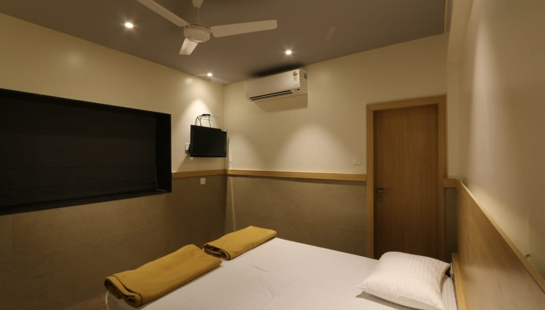 Avenue 10 Boutique Hotel About us 2
